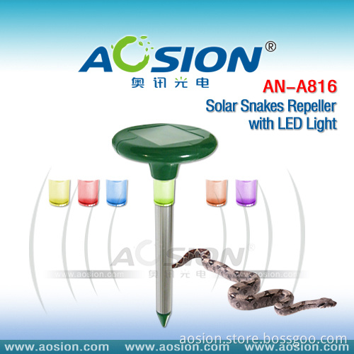 Solar Snake Repeller with Colorful LED Light (AN-A816)